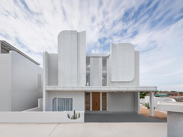 The Pool Space Villa Pattaya